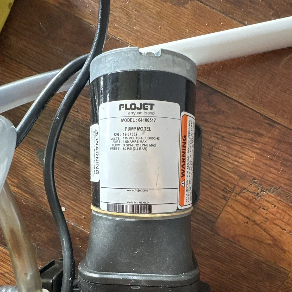 FLOJET 04100517 Submersible Water Pump 115V 3 GPM 50 PSI 1/6 HP 10in